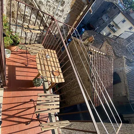 La Torretta Nel Borgo Ronciglione (Viterbo)